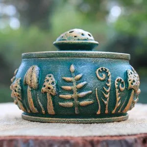 emerald forest meadow wooden pot with lid