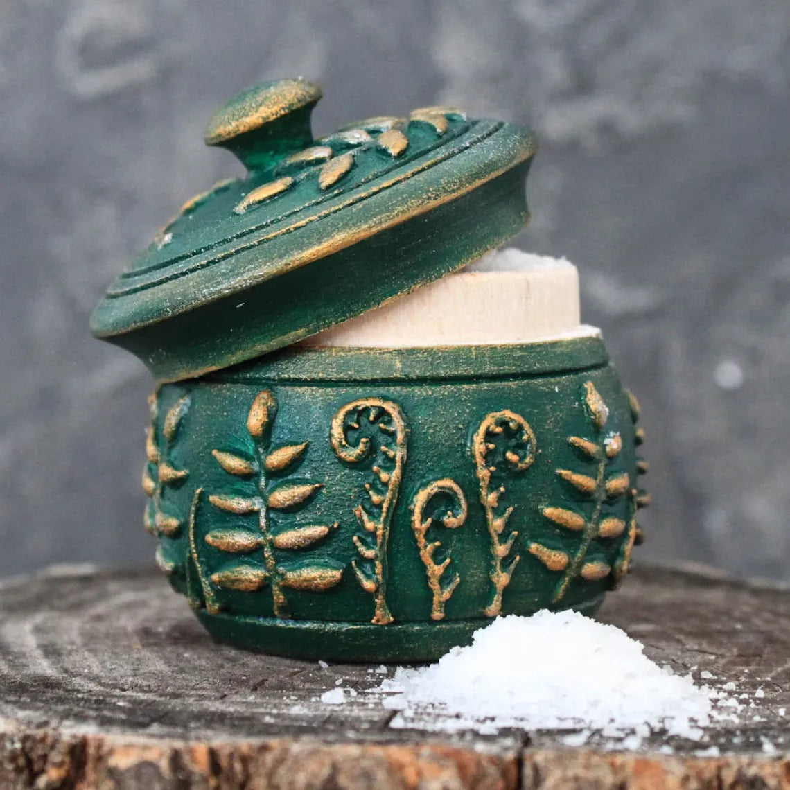 emerald magic small wooden pot with lid filled with salt