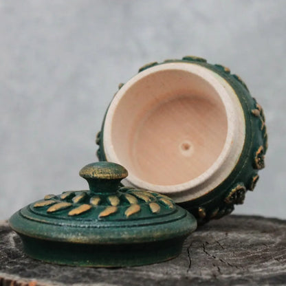 emerald magic small wooden pot with lid with open lid