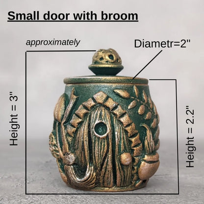 witch door with broom emerald wooden pot with lid small size